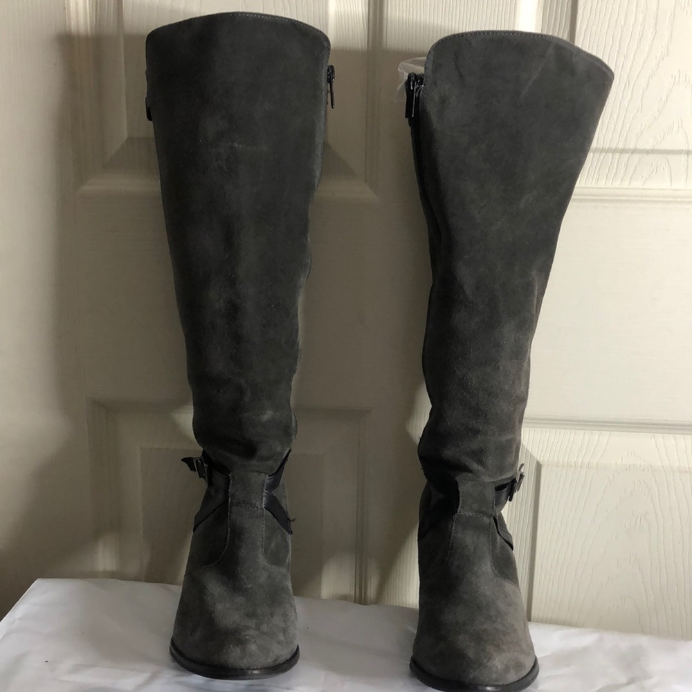 Peter Kaiser Suede tall boots size 41/2 Grey